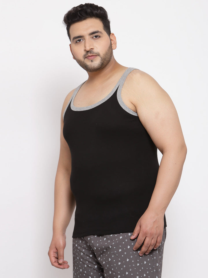 plusS Men Plus Size Black Solid Innerwear Vest