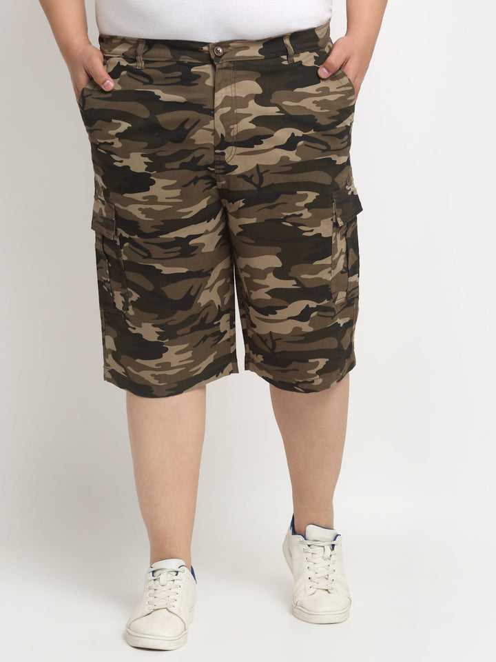 plusS Men Olive Green  Cream Camouflage Printed Knee Length Cotton Cargos Shorts