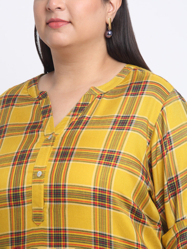 Plus Size Checked Roll-Up Sleeves Top