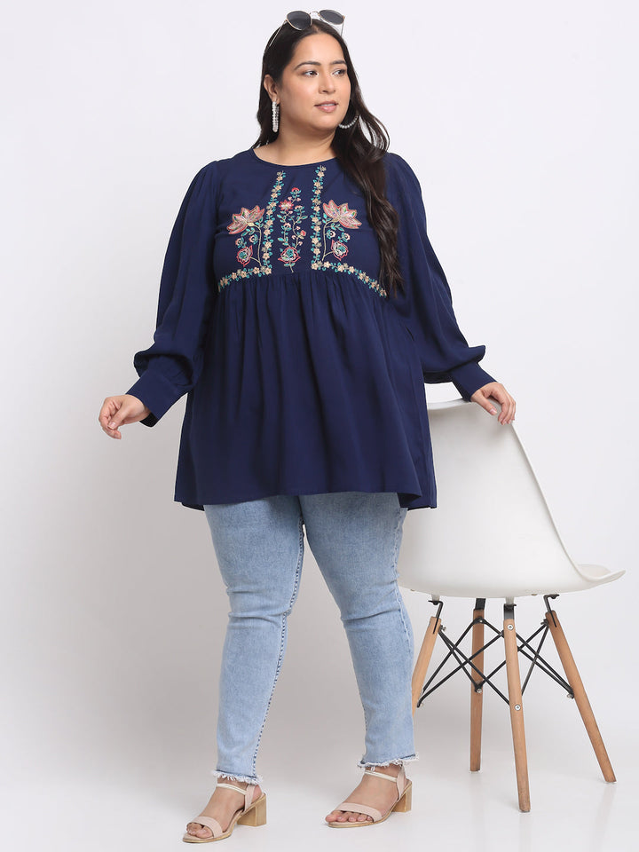 Plus Size Floral Embroidered Top