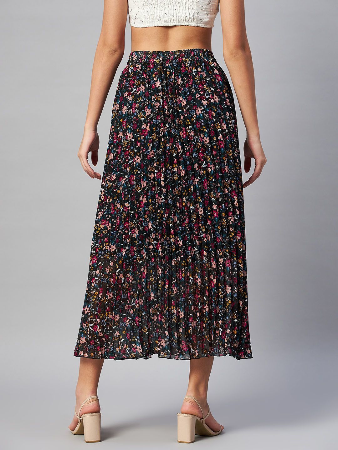 plusS Black Floral Printed Accordion Pleats Midi Flared Skirt