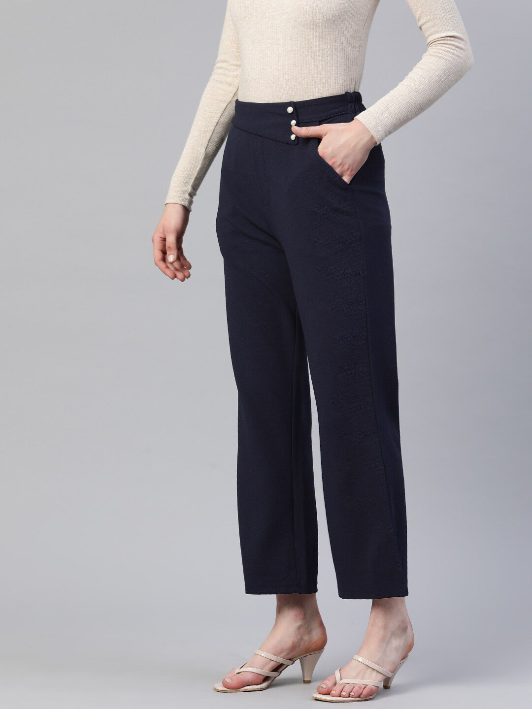 plusS Women Cropped Trousers