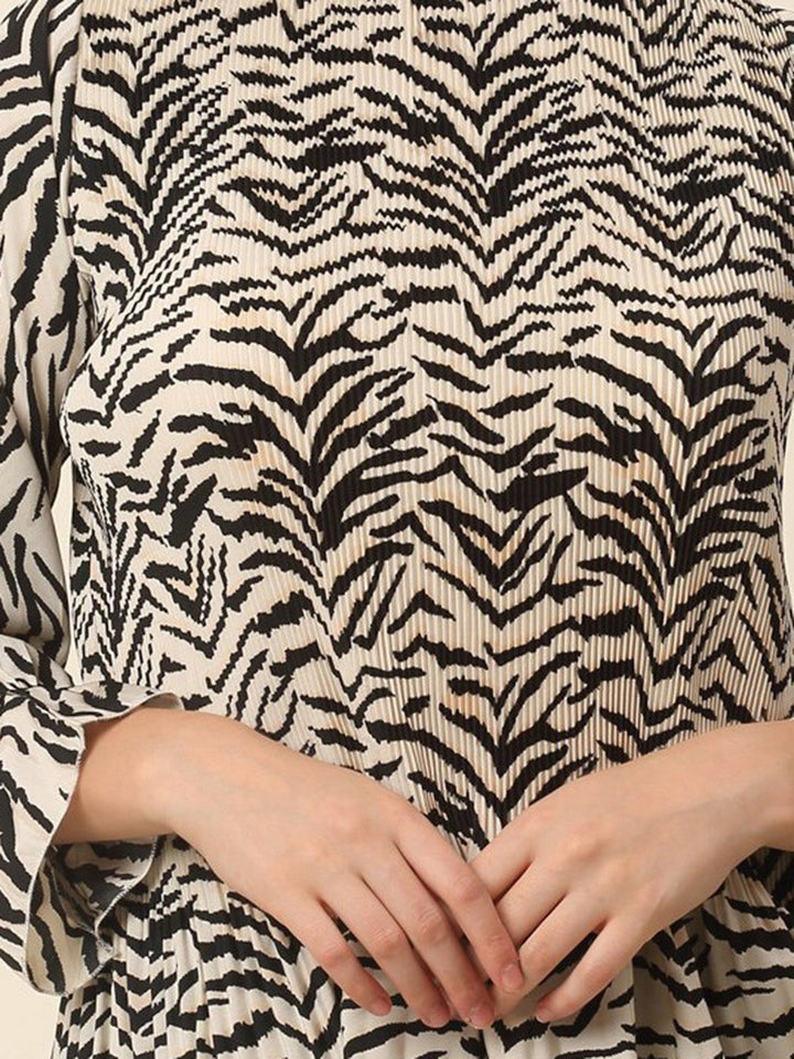 plusS Animal Printed Bell Sleeve Top