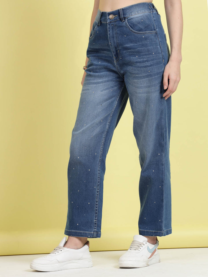 Women Blue Clean Look Light Fade Stretchable Jeans