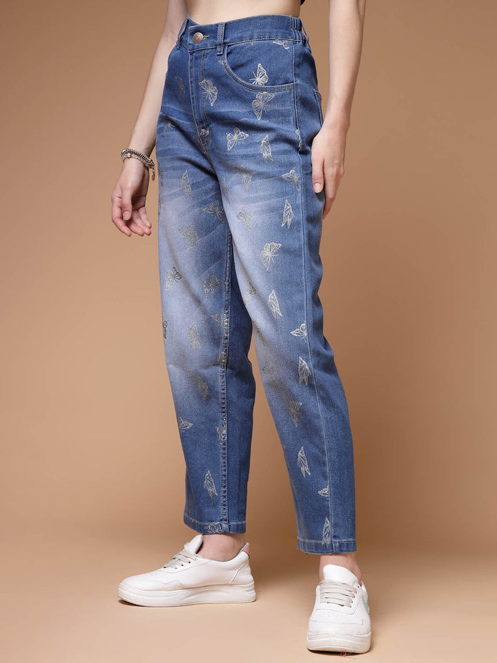 Women Mid-Rise Light Fade Clean Look Stretchable Jeans