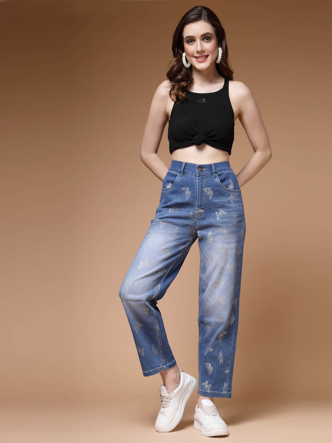 Women Mid-Rise Light Fade Clean Look Stretchable Jeans