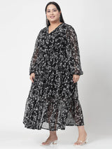 Plus Size Black & White Floral Printed V-Neck Puff Sleeves Fit & Flare Dress