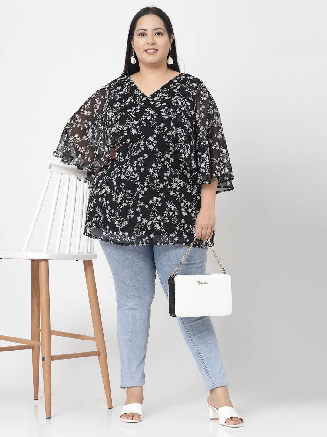 Floral Printed V-Neck Flared Sleeves Top