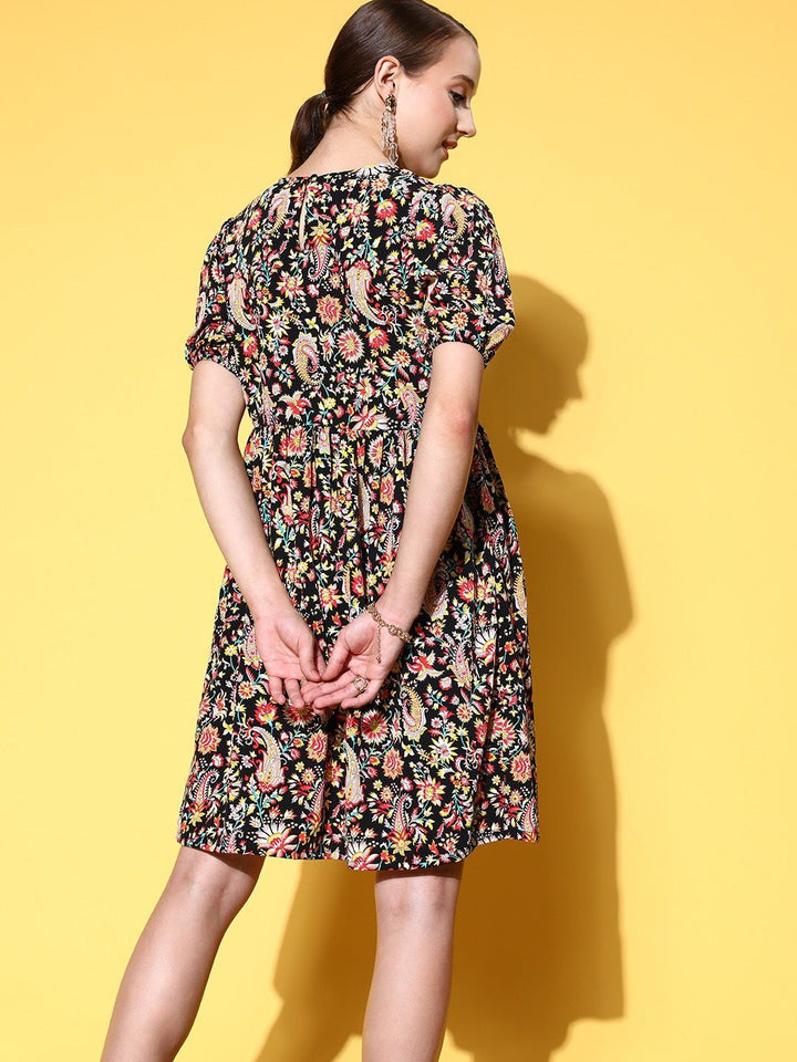 plusS    Black Floral Sleeve Bounce Dress