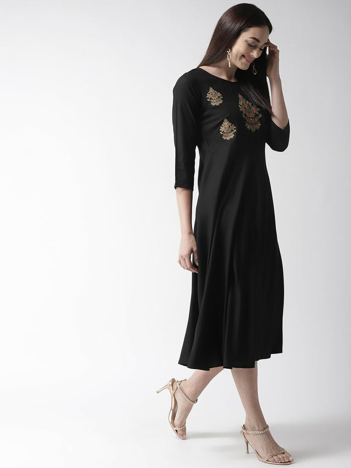 plusS Black Embroidered A-Line Dress