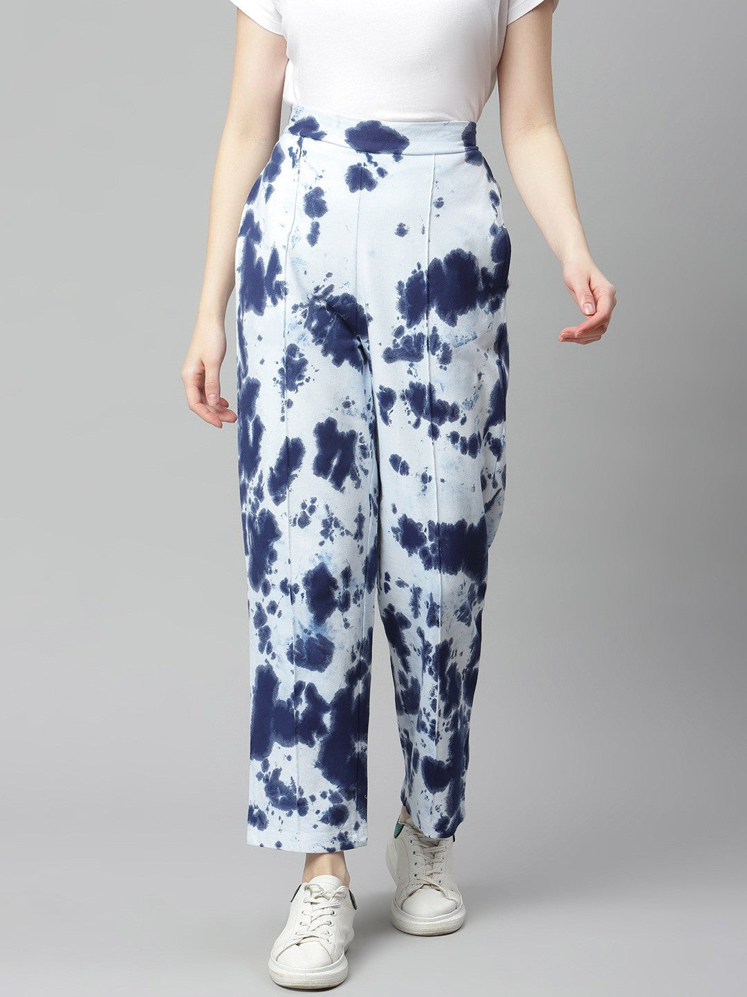 plusS Women Blue  White Tie  Dye Printed Straight-Fit Pure Cotton Track Pants