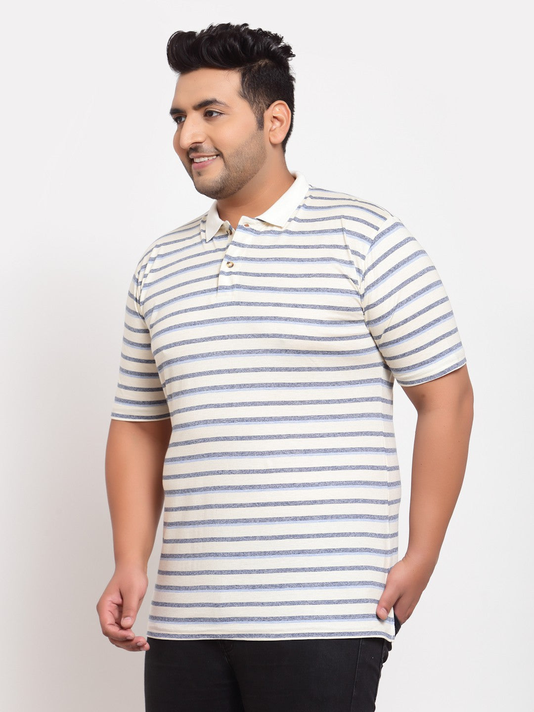 plusS Men Off White Striped Pure Cotton Polo Collar T-shirt