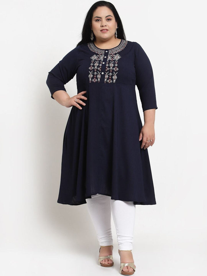 plusS Plus Size Women Navy Blue  White Thread Work Kurta