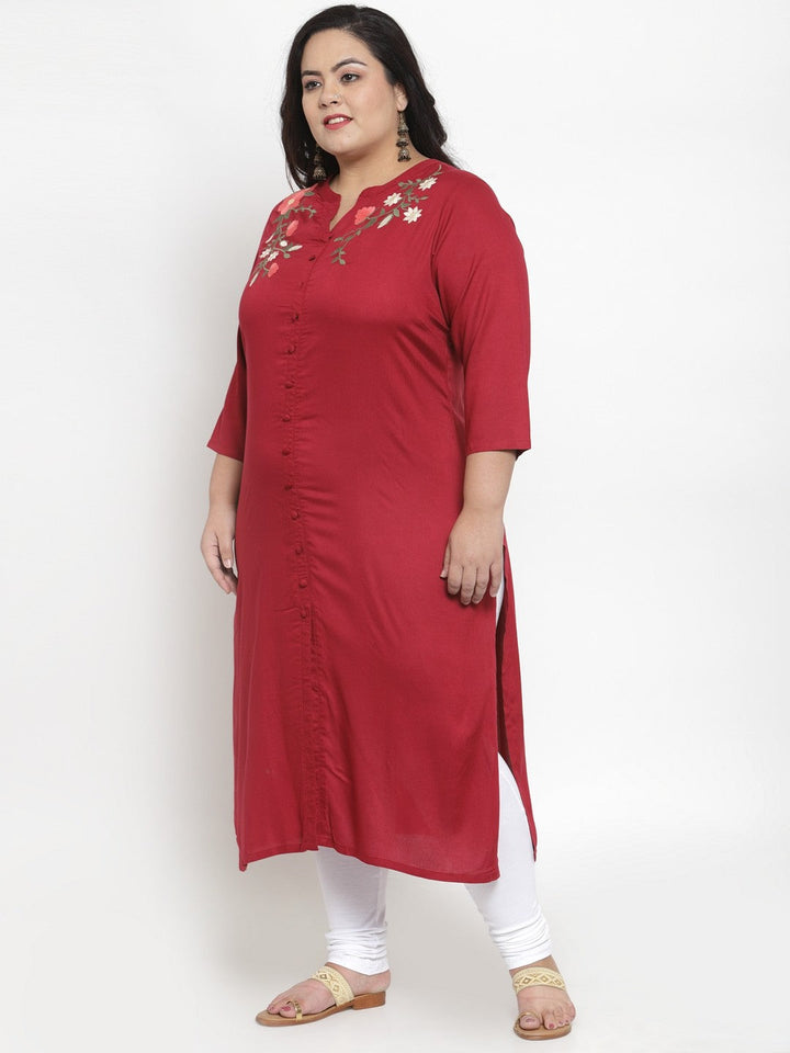 plusS Women Maroon  Green Embroidered Straight Kurta