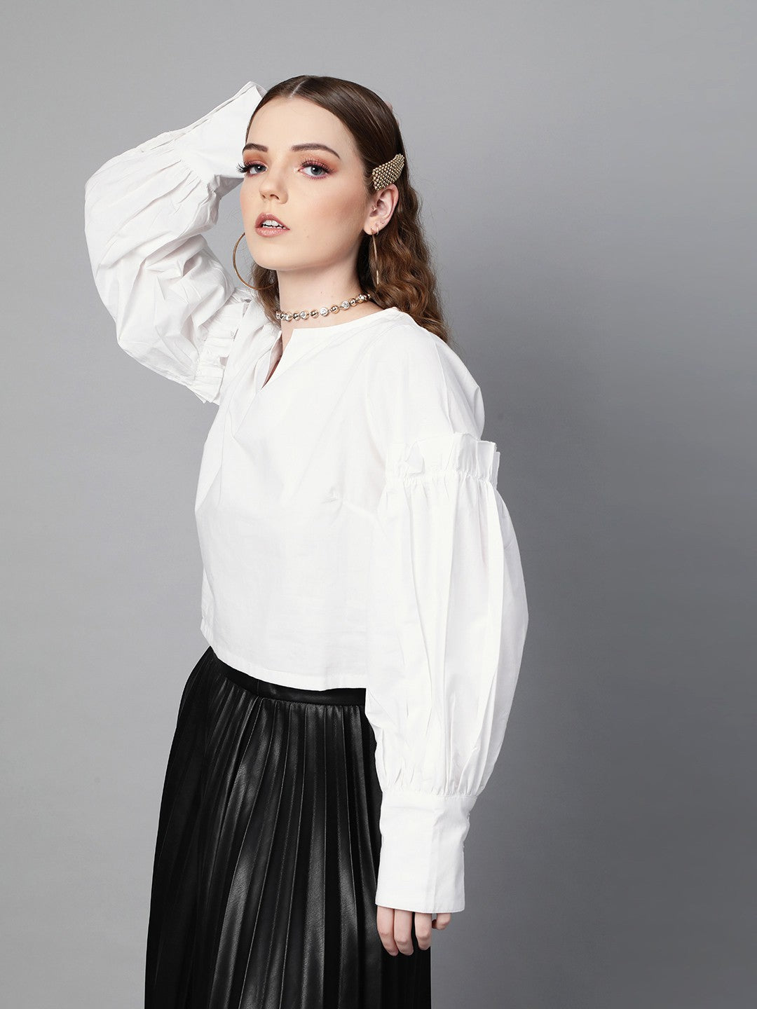 plusS Sophisticated White Solid Ruched Sleeves Crop Top