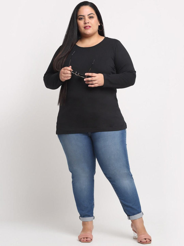 plusS Plus Size Women Black T-shirt